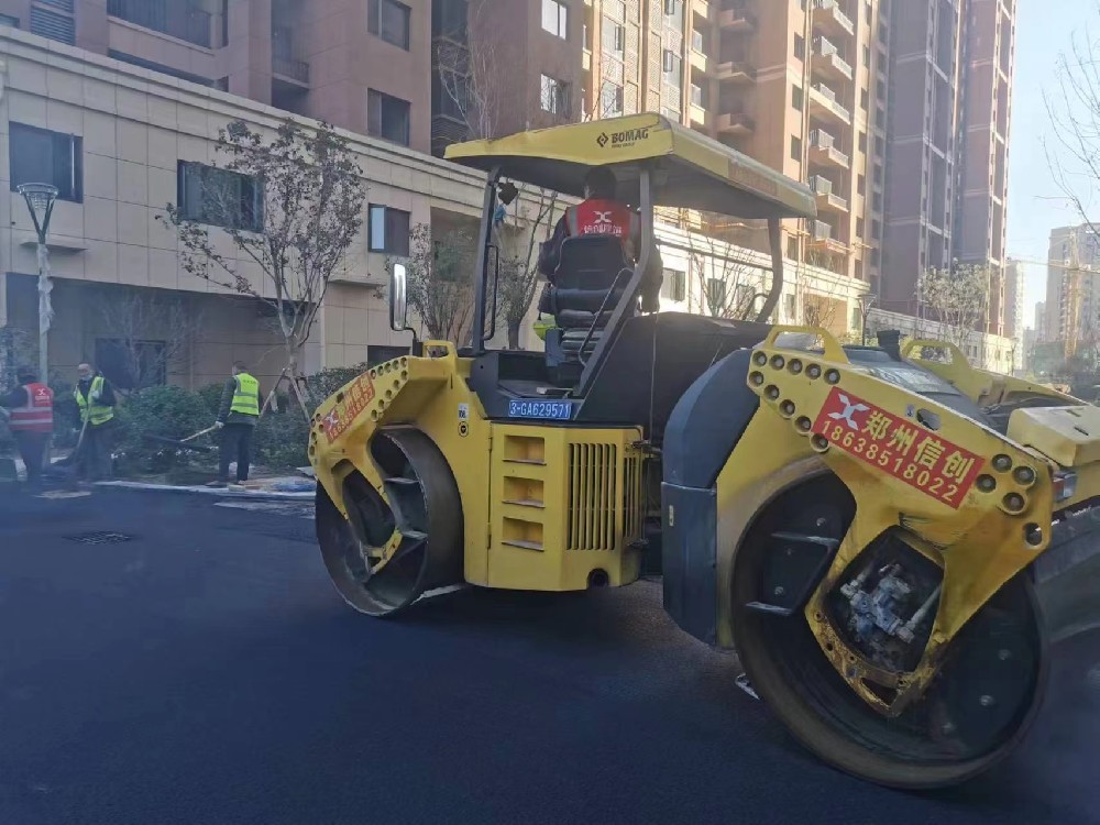 鄭州瀝青道路養(yǎng)護期一般需要多久？