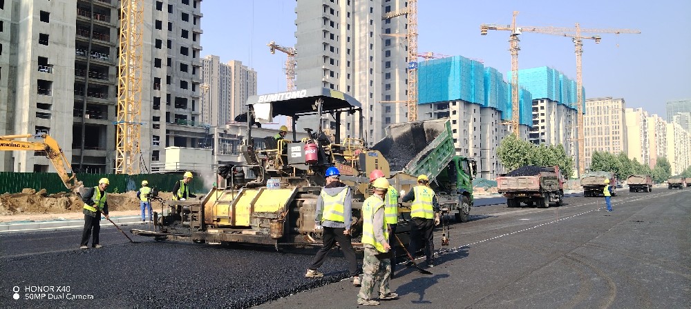 鄭州瀝青路面壓實的施工技術